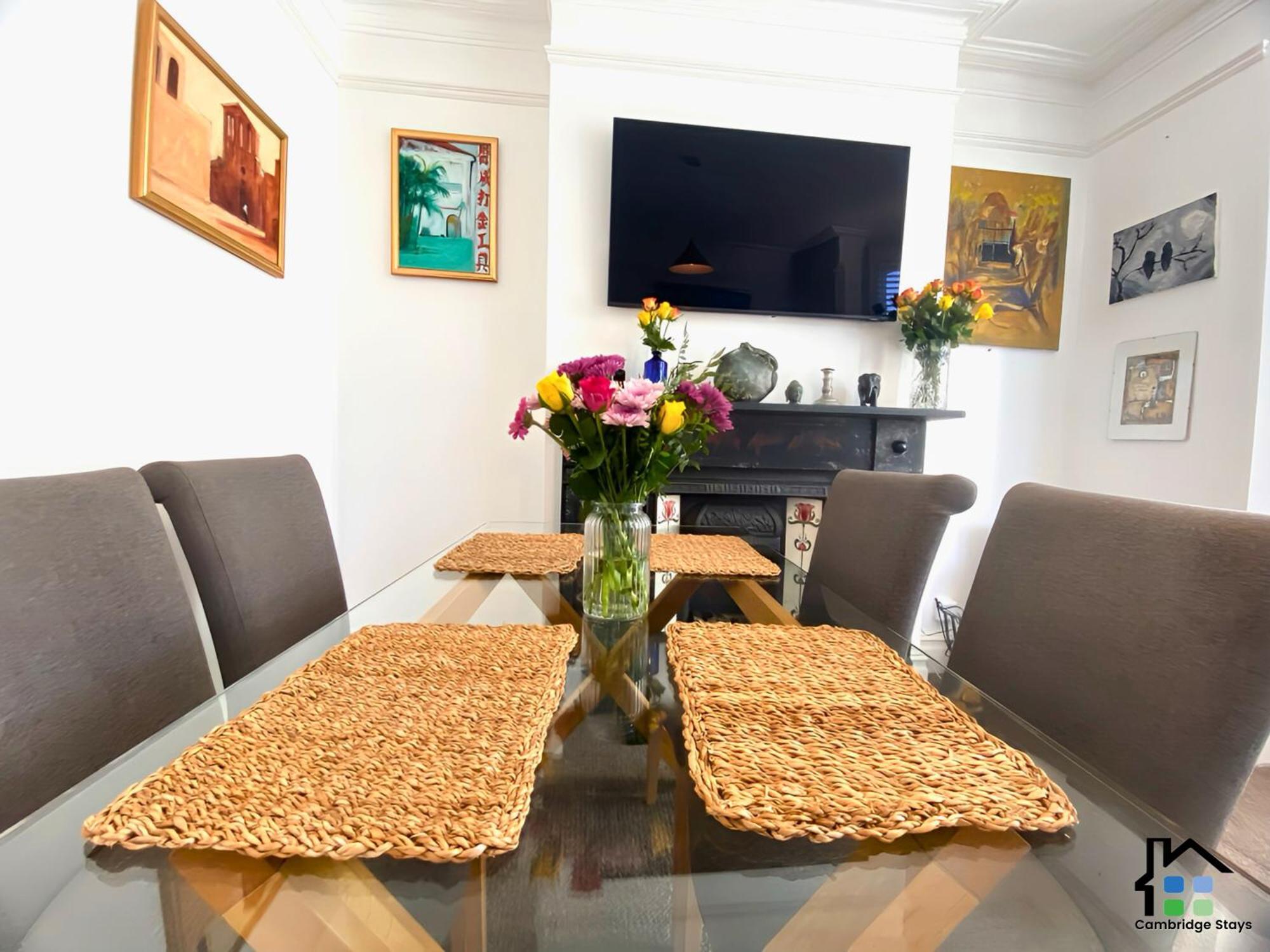 Cambridge Stays 3Br House, Easy Walk To City Center, 2 Showers, Garden, 2 Free Parking Spaces エクステリア 写真
